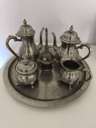 Precioso juego de té metal y cristal