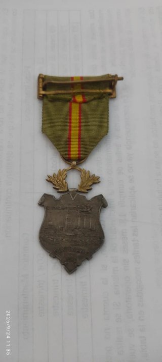 Condecoración militar antigua