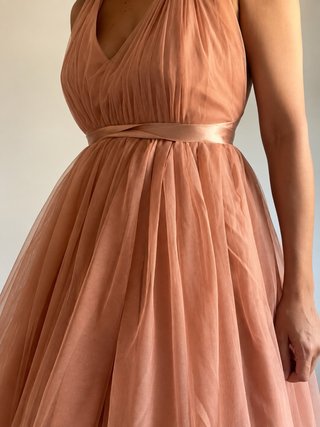 Vestido ASOS tul rosa empolvado fiesta invitada