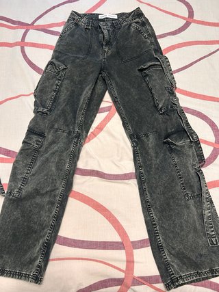 Pantalones Cargo Bershka Gris