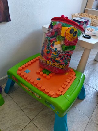 Mesa Molto Blocks + Bolsa Bloques