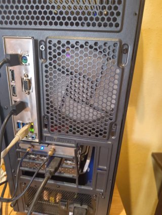 PC Ryzen 5 5500, RTX 4060, 32GB RAM