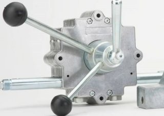 Palanca Doble para Hormigonera Liebherr