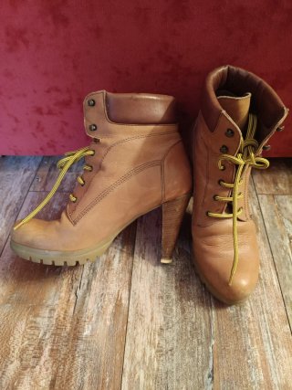 Stivaletti vera pelle tacco Timberland