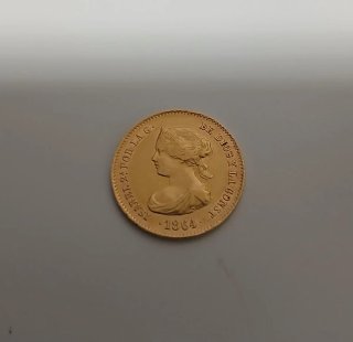 Moneta d'oro da 40 Reales con effigie di Elisabetta II
