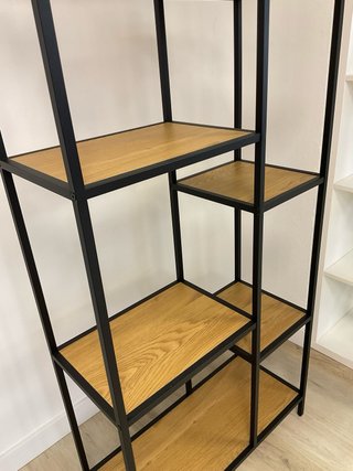 Estantería de Metal y Madera. Negro y roble