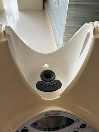 Thermomix TM31 con libros originales y accesorios