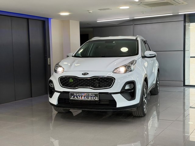 Kia Sportage 1.6 MHEV Business 100kW (136CV) 4x4