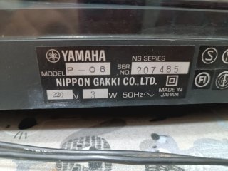 Tocadiscos Yamaha japonés