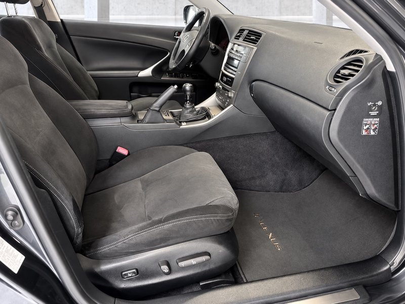 Lexus IS 220d Sport 2009, foto 20