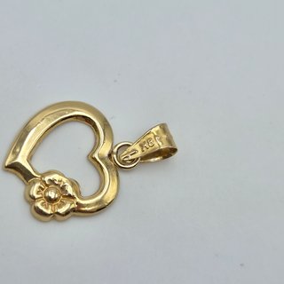 Colgante Corazón Flor Oro 18K 1,04gr