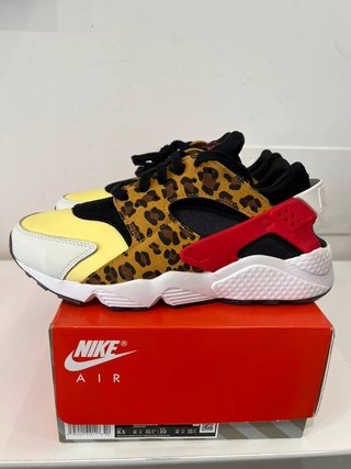 Nike Zapatillas Air Huarache SNKRS Day 42 Nuevas
