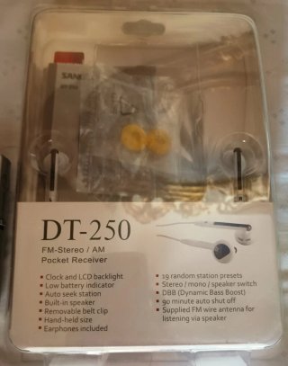 Radio de bolsillo Sangean DT-250 a estrenar