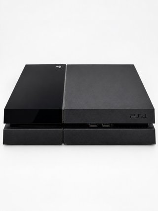 PS4 500GB + 2 DualShock 4 + 7 Giochi