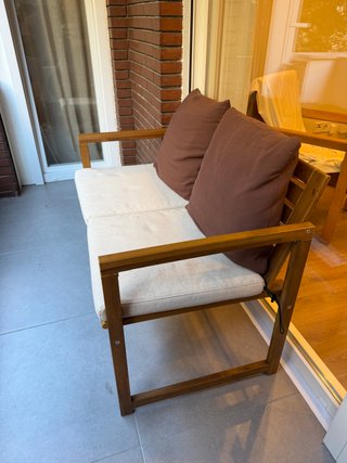 Banco de madera IKEA para exterior