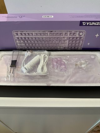 Teclado Mecánico YUNZII X98 Transparente