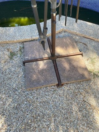 Base o pie para sombrilla de exterior