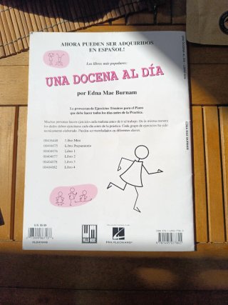 Libro Una Docena al Día - Edna-Mae Burnam