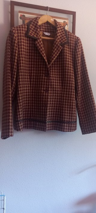Conjunto Falda y Chaqueta estilo Chanel