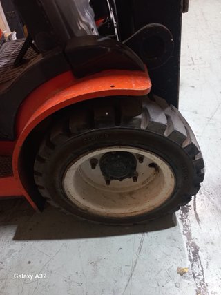 Carretilla elevadora 3000kg MATRICULADA diesel