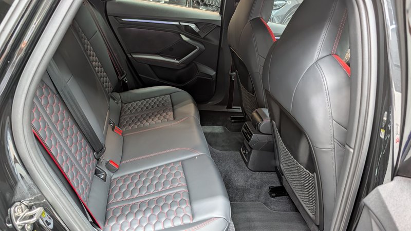 Audi RS3 2023, foto 19
