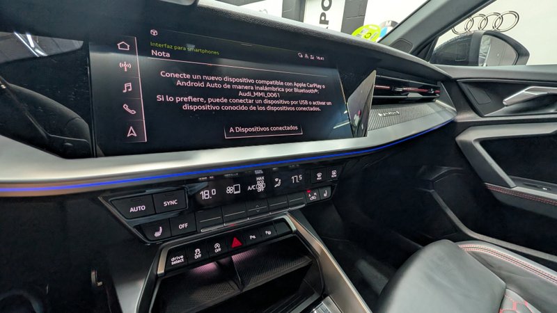 Audi RS3 2023, foto 30
