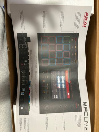 Akai MPC Live - Controlador de producción musical