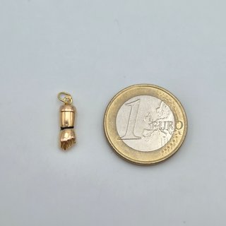 Colgante Mano Higa Oro 18K 0.38gr, 1,5cm