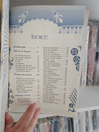 1000 prácticas sobre el tarot