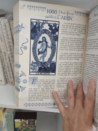 1000 prácticas sobre el tarot