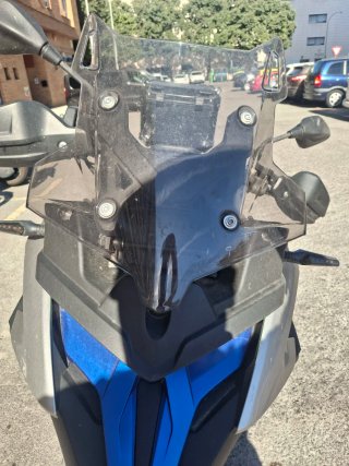 Moto Vogue 525 DSX  aun con garantia itv 2028.