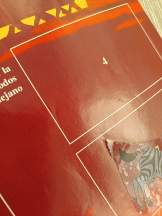 3 Álbumes de Cromos Panini Disney y Picapiedra