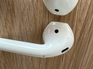 Apple AirPods (2ª generazione) A1602