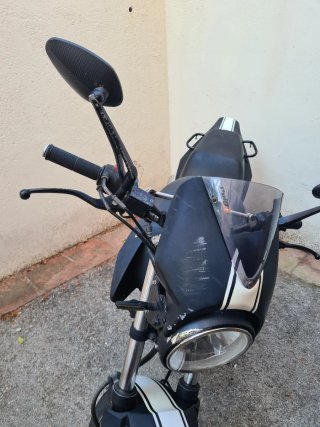 Honda CBF 250 personalizada al estilo custom