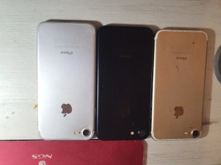 Lote de 3 iPhone 7 para repuestos