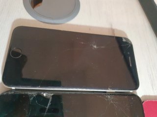Lote de 3 iPhone 7 para repuestos