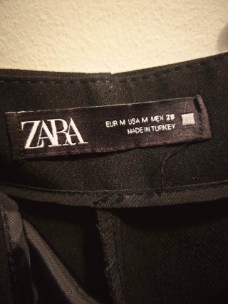 Pantalón corto de vestir negro