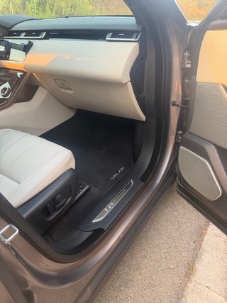 Land Rover Range Rover Velar 2021