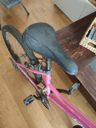 Bicicleta Rosa para Reparar.  ¡venta en persona!
