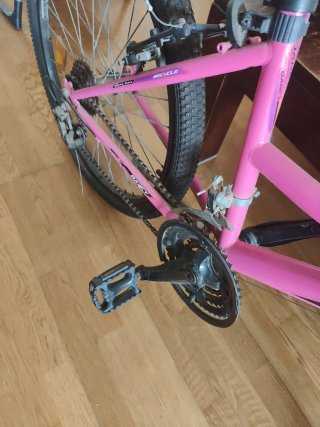 Bicicleta Rosa para Reparar.  ¡venta en persona!