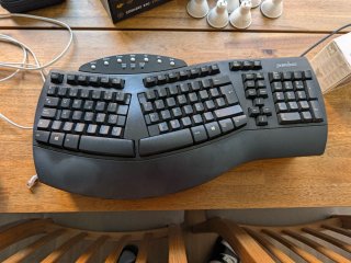Teclado Ergonómico Perixx Negro