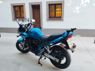 Suzuki Bandit 650S Azul