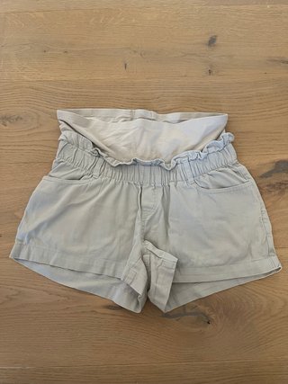 Pantalón corto premamá beige