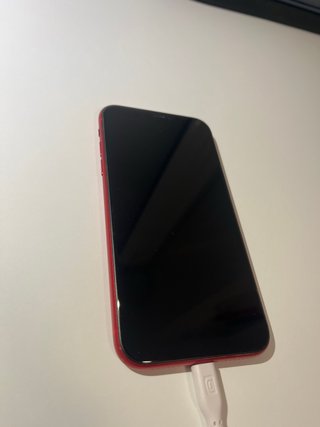 iPhone 11 Rojo