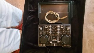 Mesa de mezclas Hercules DJ Control MP3 Step6