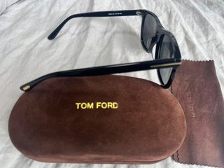 Gafas de sol Tom Ford negras nuevas