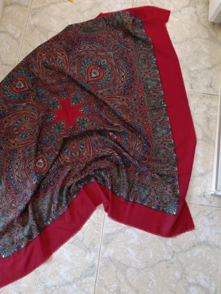 Mantón Tipo Merino Estampado