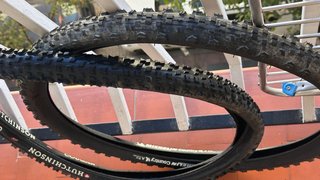 Cubiertas MTB 26 Hutchinson 2.20 y Michelin 2.0