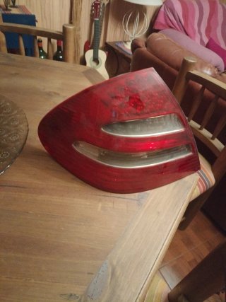 Faro Trasero Mercedes E320