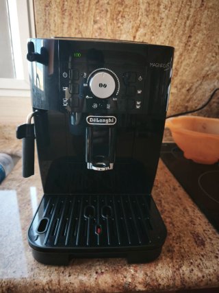 Cafetera DeLonghi Magnifica S Negra